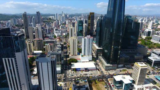 Actualmente, hay más de 175 empresas multinacionales en Panamá.
