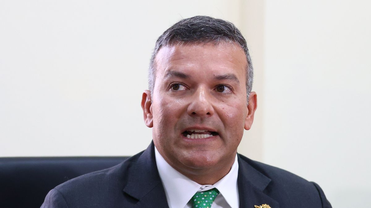 Las autoridades del gobierno de Panamá admitieron la influencia del crimen organizado, cada vez más fortalecido, dentro de las cárceles, después de que la semana pasada una reo muriera en un tiroteo entre pandillas dentro de la mayor prisión del país. Las autoridades del gobierno de Panamá admitieron la influencia del crimen organizado, cada vez más fortalecido, dentro de las cárceles, después de que la semana pasada una reo muriera en un tiroteo entre pandillas dentro de la mayor prisión del país.