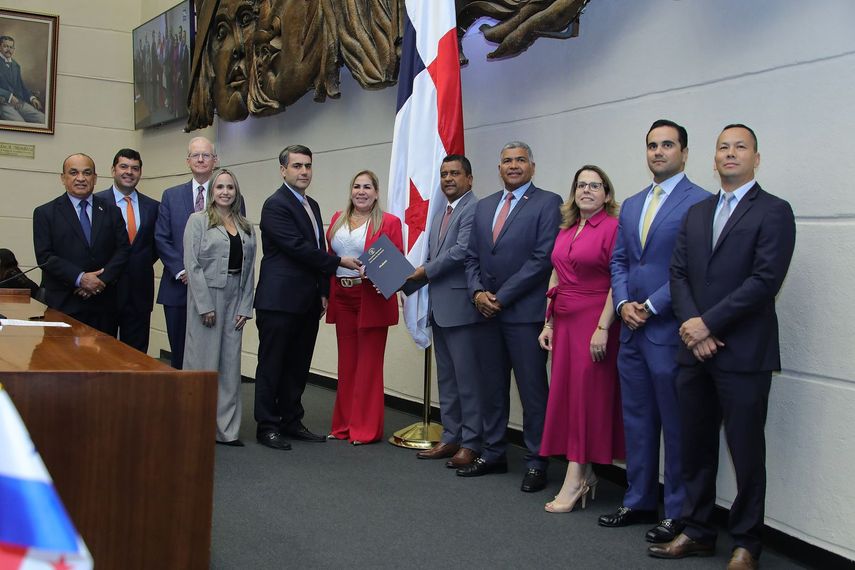 Asamblea Nacional ratifica a Maruquel Murgas como superintendente del Mercado de Valores