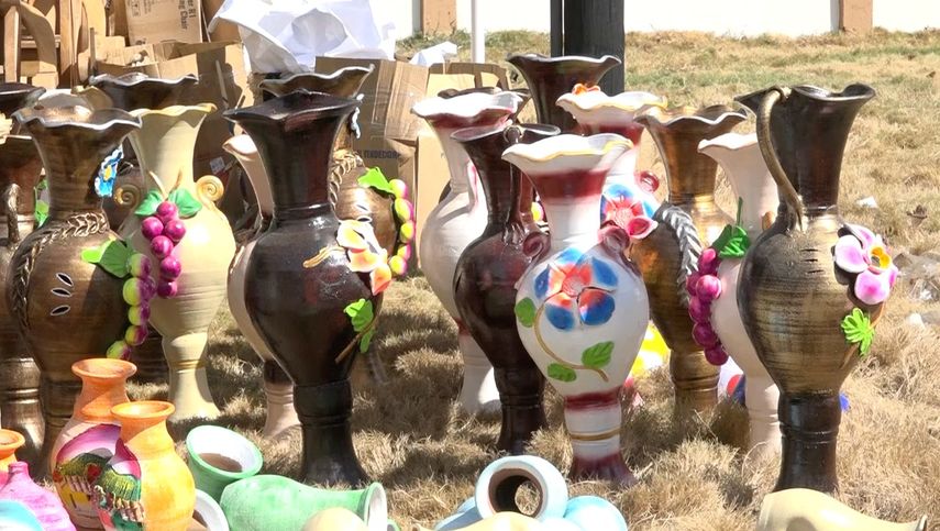 Tres días más dieron a visitantes para adquirir productos de los comerciantes y artesanos que todavía tienen ventas en la Feria Internacional de David.