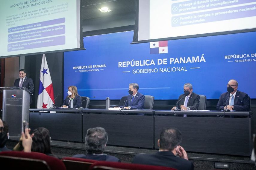 El Gobierno Nacional a través del vicepresidente José Gabriel Carrizo presentó el programa Medicsol, resultado del trabajo en equipo de una mesa multisectorial.