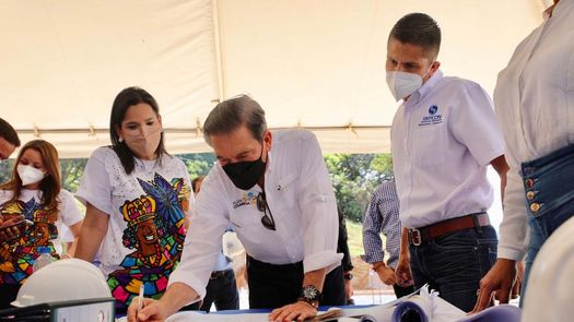 Nito Cortizo anuncia licitación del corredor del Caribe en Colón