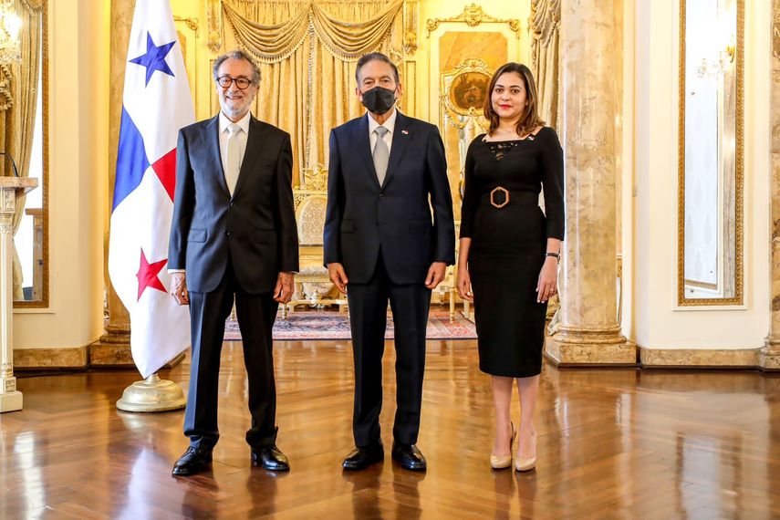 Presidente Laurentino Nito Cortizo recibe credenciales de nuevos embajadores en Panamá. | Foto: Ministerio de la Presidencia Presidente Laurentino Nito Cortizo recibe credenciales de nuevos embajadores en Panamá. | Foto: Ministerio de la Presidencia