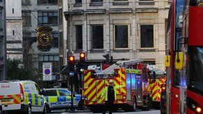 Ataque en puente de Londres deja heridos graves y un muerto