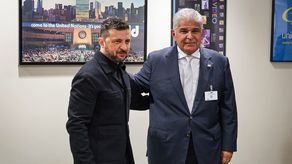 Zelenski aborda con Mulino las sanciones a la flota fantasma rusa