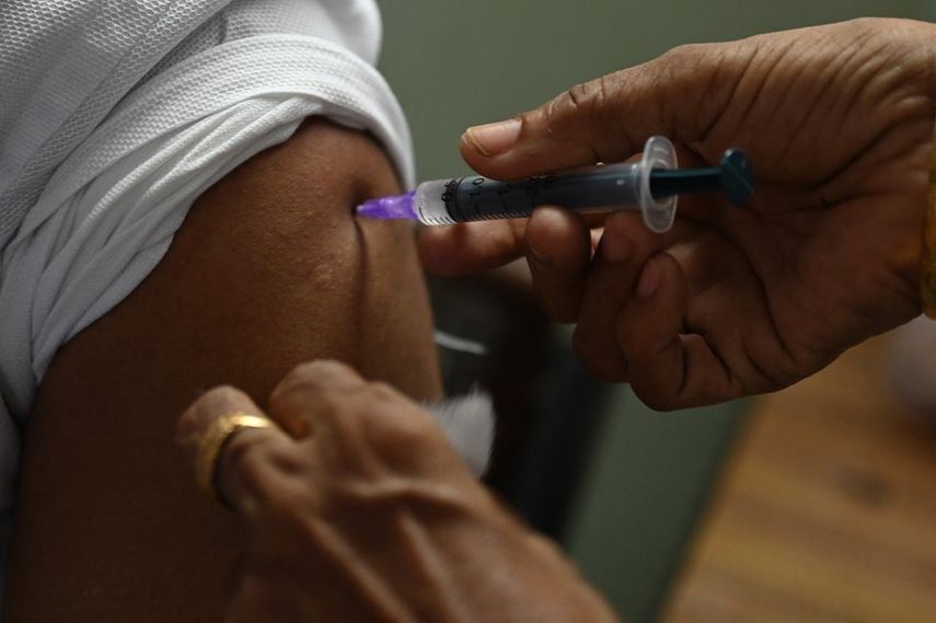 India puso fin a su prohibición de exportación de vacunas contra la covid-19 esta semana.