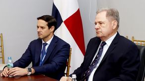 Panamá impulsa su proyecto ferroviario en foro global de la Unión Europea