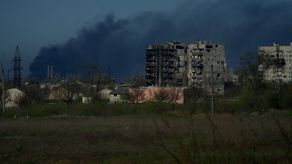 Veinte civiles fueron evacuados del sitio de Azovstal en Ucrania