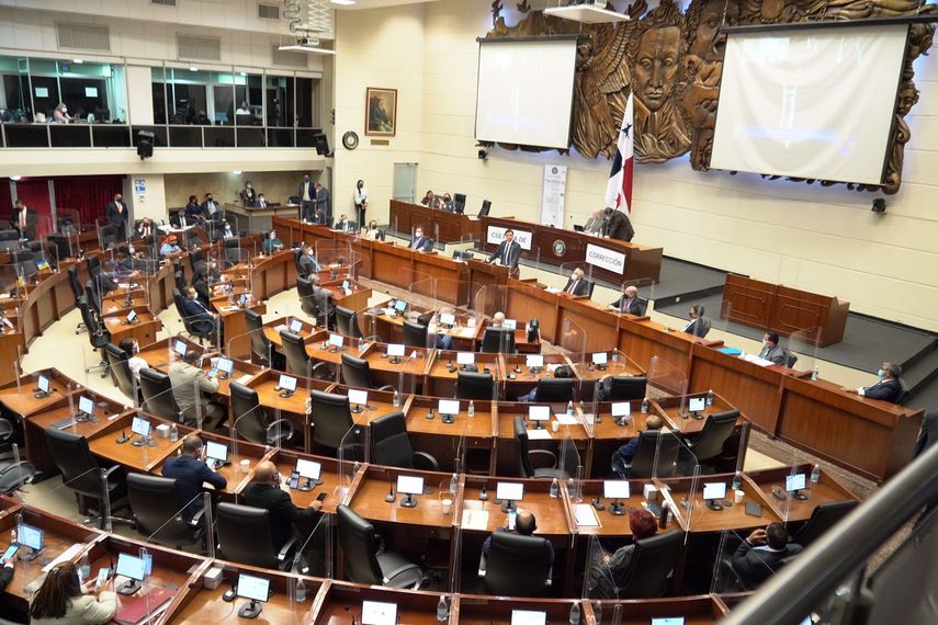El Contralor Gerardo Sol&iacute;s present&oacute; ante la Asamblea Nacional su rendici&oacute;n de cuentas.