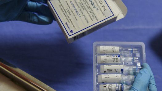 Argentina registra unos 4,95 millones de contagios y más de 105.000 decesos desde que se inició la pandemia. AFP