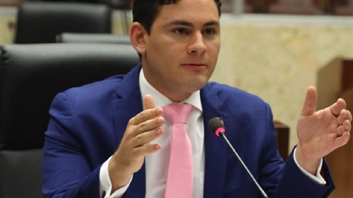 Diputado Vásquez presenta habeas Data conocer montos asignados a juntas comunales y municipios