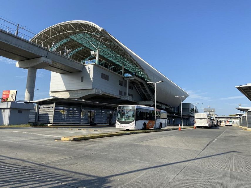 Minsa autorizó aforo de 100% en metrobuses