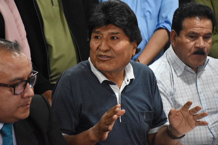 Evo Morales dice ser víctima de "brutal guerra jurídica" en Bolivia. Evo Morales dice ser víctima de "brutal guerra jurídica" en Bolivia.