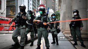La policía de Hong Kong prohíbe manifestación contra ley de seguridad