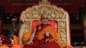 El dalái lama cumple en el exilio 80 años como líder espiritual del Tíbet