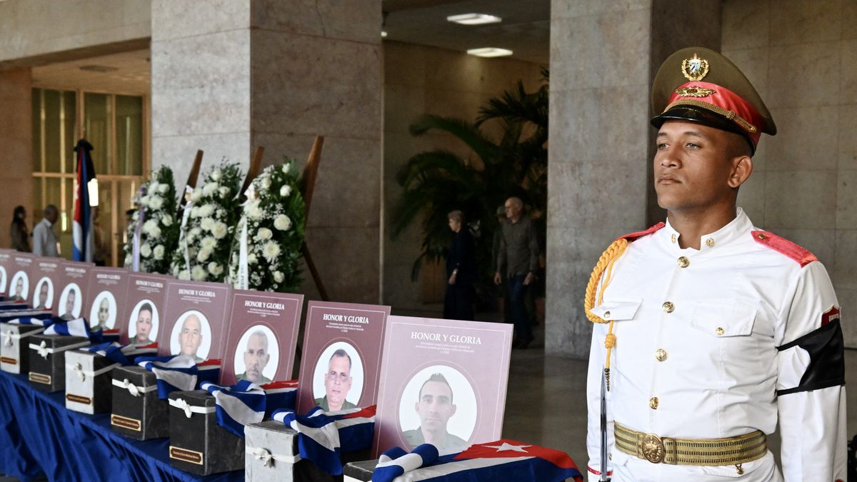 Cuba inicia homenaje a los 32 militares muertos en Venezuela Cuba inicia homenaje a los 32 militares muertos en Venezuela
