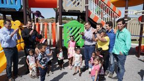 El proyecto en las Lomas contempla la construcción de mil 348 viviendas a desarrollar en 5 etapas. A la fecha se han entregado 340 casas.