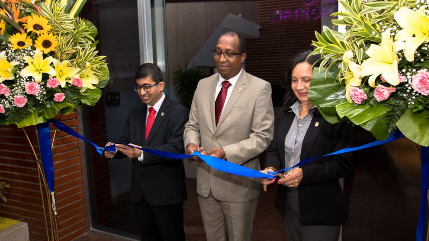 El Procurador General de la Nación, Javier Caraballo Salazar, inauguró la nueva sede de la Fiscalía Metropolitana, que ocupaba las instalaciones de la Dirección Nacional de Cedulación del Tribunal Electoral, informó el Ministerio Público.