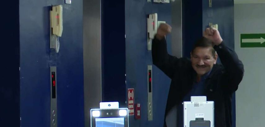 Genaro López, fue secretario general del Suntracs. Genaro López, fue secretario general del Suntracs.