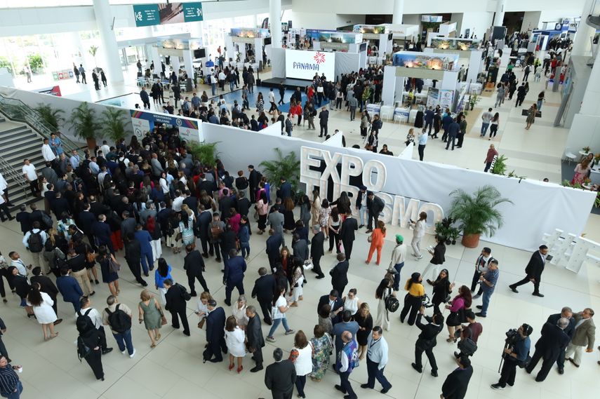 Panamá podría plantearse el objetivo de recibir cuatro millones de turistas anuales.