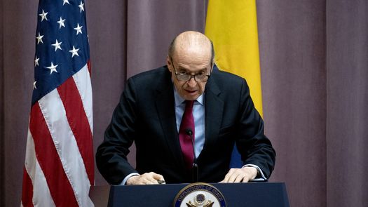 Canciller de Colombia, Álvaro Leyva, emite sinceras excusas tras llamar Panamá Departamento