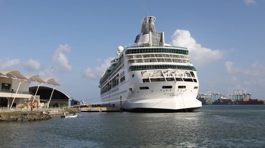 Royal Caribbean operará con Home Port desde Panamá durante dieciocho meses