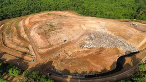 Alcaldes de Azuero realizan visita técnica al relleno sanitario El Diamante en La Chorrera