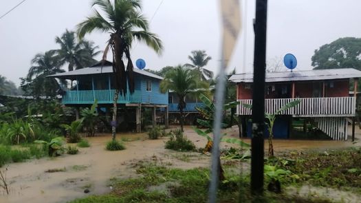 Bocas del Toro en alerta tras fuertes lluvias