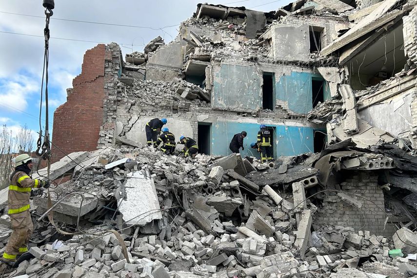 Ataques de Rusia dejan tres muertos al sur de Ucrania