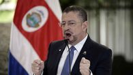 El gobierno de Costa Rica denunció este martes un supuesto plan para asesinar al presidente Rodrigo Chaves, cuando faltan poco más de dos semanas para las elecciones presidenciales, en las que el oficialismo es favorito. El gobierno de Costa Rica denunció este martes un supuesto plan para asesinar al presidente Rodrigo Chaves, cuando faltan poco más de dos semanas para las elecciones presidenciales, en las que el oficialismo es favorito.