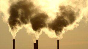 China lanza su esperado mercado nacional de carbono