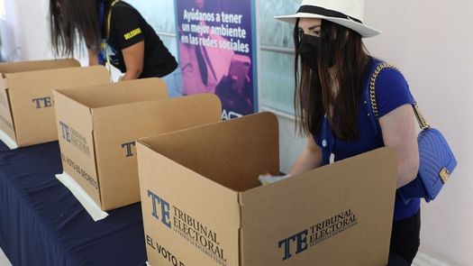 Jóvenes políticos, una alternativa para elecciones 2024