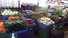 Los cierres de vías y huelgas amenazan con encarecer los alimentos en el país