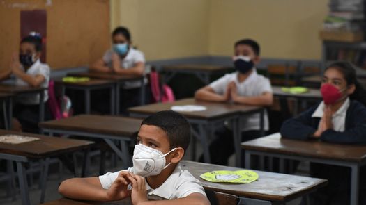 Venezuela retoma clases presenciales, suspendidas desde marzo 2020 por la pandemia