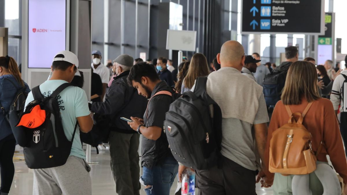 Aeropuerto de Tocumen mantiene inspecciones por réplicas del sismo y advierte de retrasos Aeropuerto de Tocumen mantiene inspecciones por réplicas del sismo y advierte de retrasos