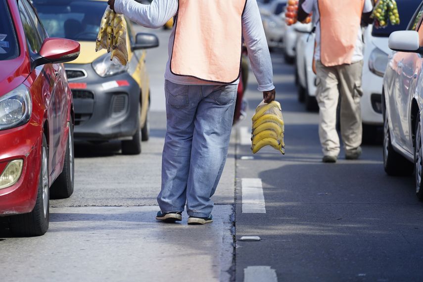 Falta de empleos genera informalidad, destaca la Cámara de Comercio. Falta de empleos genera informalidad, destaca la Cámara de Comercio.