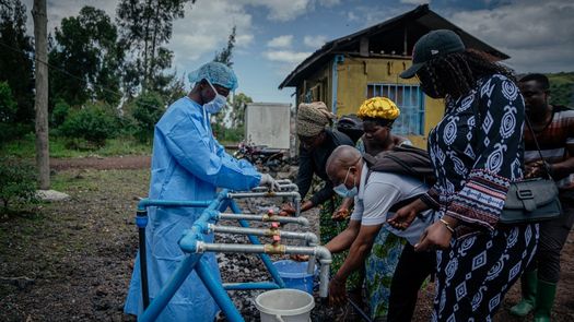 Brote de ébola en Congo deja 600 muertos y se extiende a una cuarta provincia Brote de ébola en Congo deja 600 muertos y se extiende a una cuarta provincia