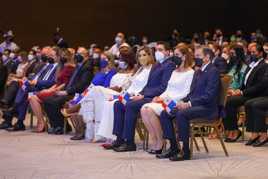 Pacto del Bicentenario: Cortizo se compromete con acuerdos