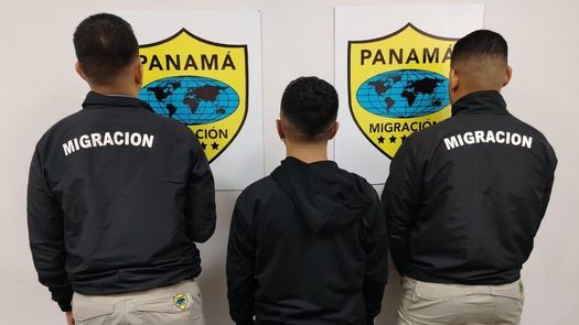 Panamá anuncia depuración en los aeropuertos en la lucha contra el crimen organizado