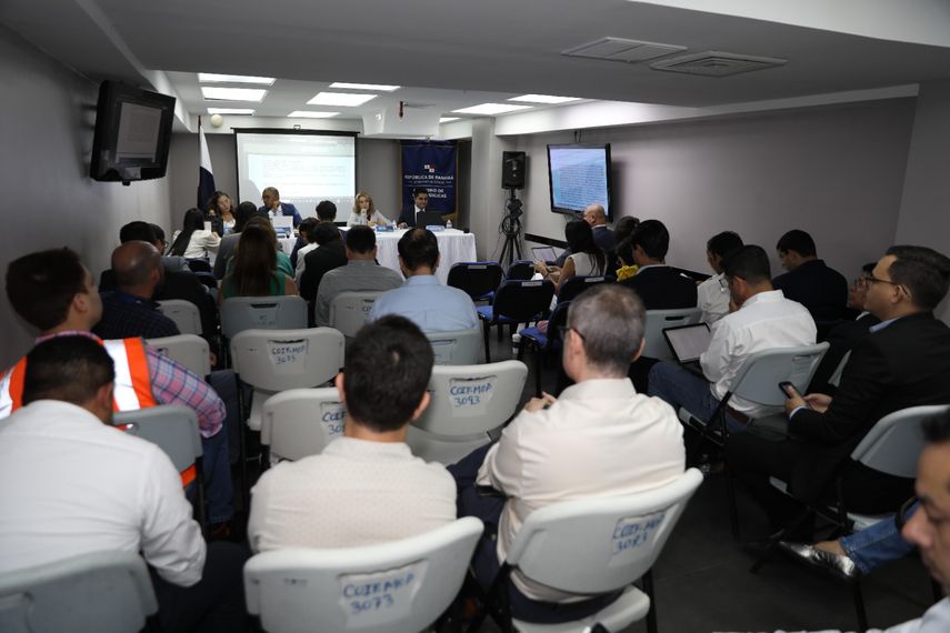 10 empresas precalificadas por el MOP para el proyecto de Carretera Panamericana Oeste