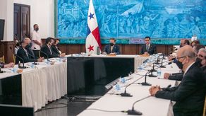 Cortizo recibe informe de Comisión de Evaluación de aspirantes a magistrados