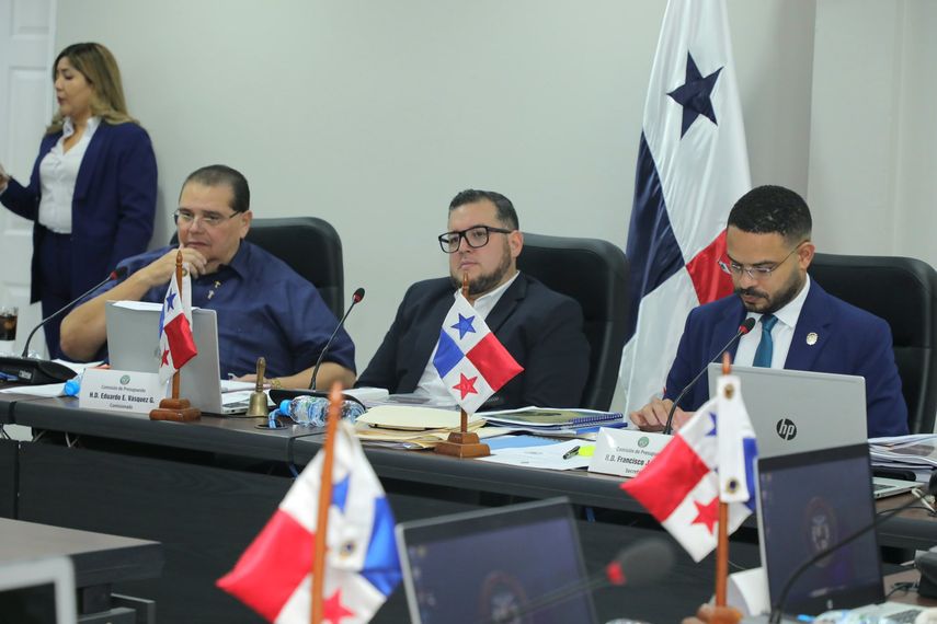 Cámara de Comercio pide no destinar recursos del Estado a gastos innecesarios