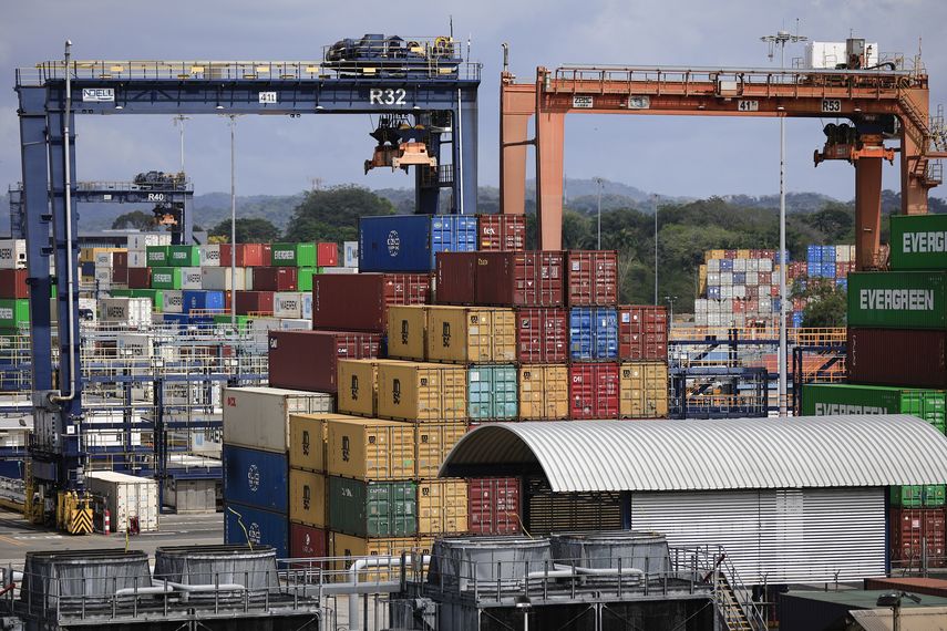 CK Hutchison cae un 1