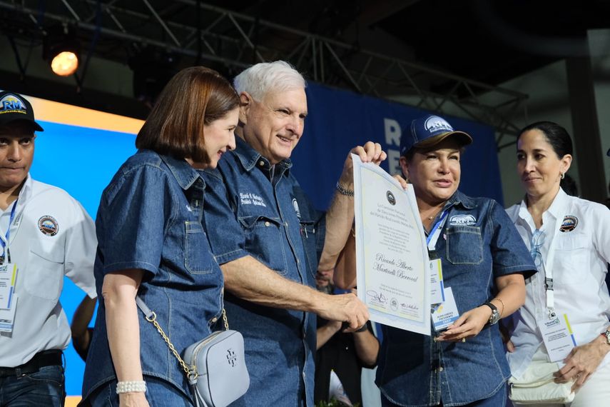 Ricardo Martinelli será el candidato de Realizando Metas