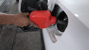 La gasolina de 95 y 91 octanos aumentará de precio en Panamá a partir de este viernes 2 de octubre de 2026, mientras que el diésel bajo en azufre registrará una disminución, informó la Secretaría Nacional de Energía.
