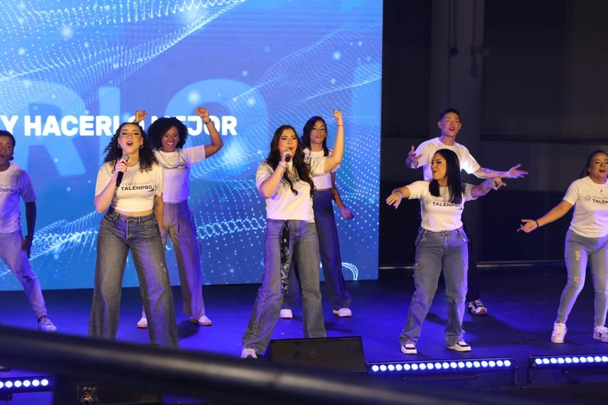 Jóvenes panameños se preparan para hacer brillar su talento en TalenPro 2025 Jóvenes panameños se preparan para hacer brillar su talento en TalenPro 2025