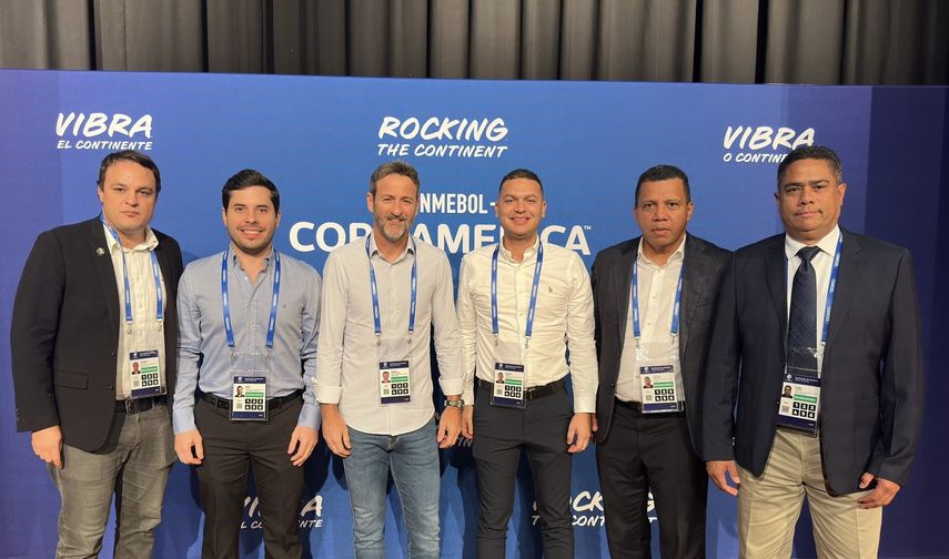 Delegación de Panamá que estará en el sorteo de la Copa América 2024. Foto: Cortesía/Fepafut