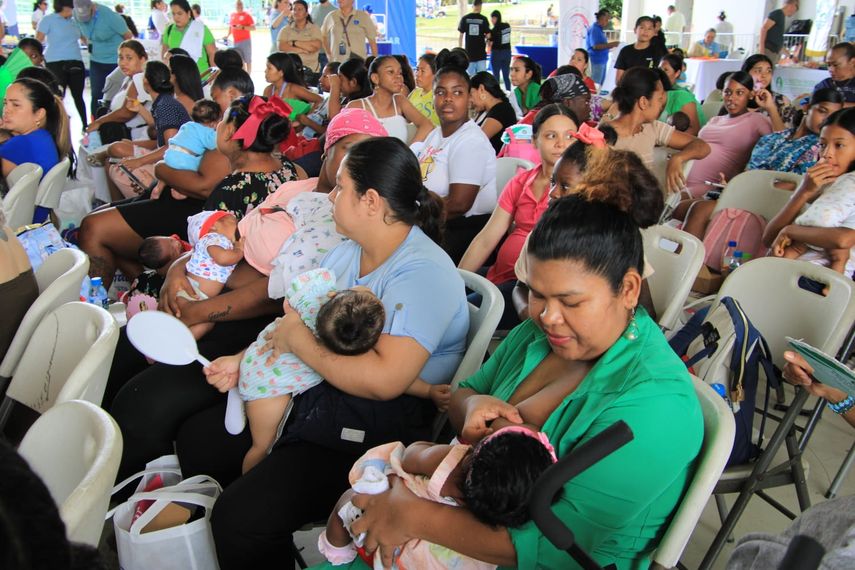 Minsa certifica 95 salas de lactancia materna en empresas tanto públicas como privadas