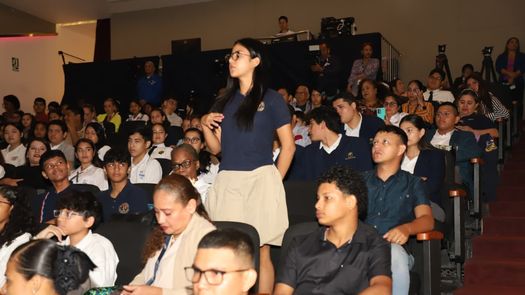Jóvenes sedieron cita en foro organizado por el Defensoría del Pueblo Jóvenes sedieron cita en foro organizado por el Defensoría del Pueblo