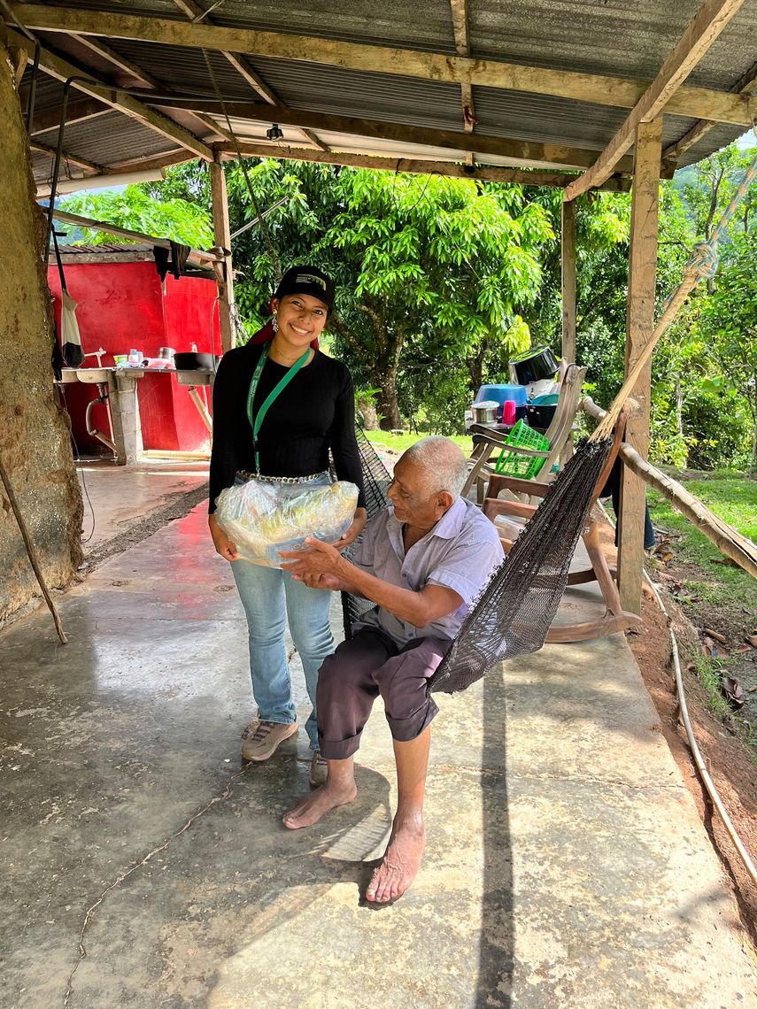 IMA mantendrá entrega de bolsas de alimentos a damnificados por el sismo